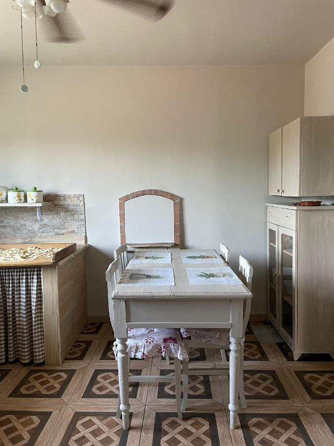 B&B Le Carrube Sava Εξωτερικό φωτογραφία